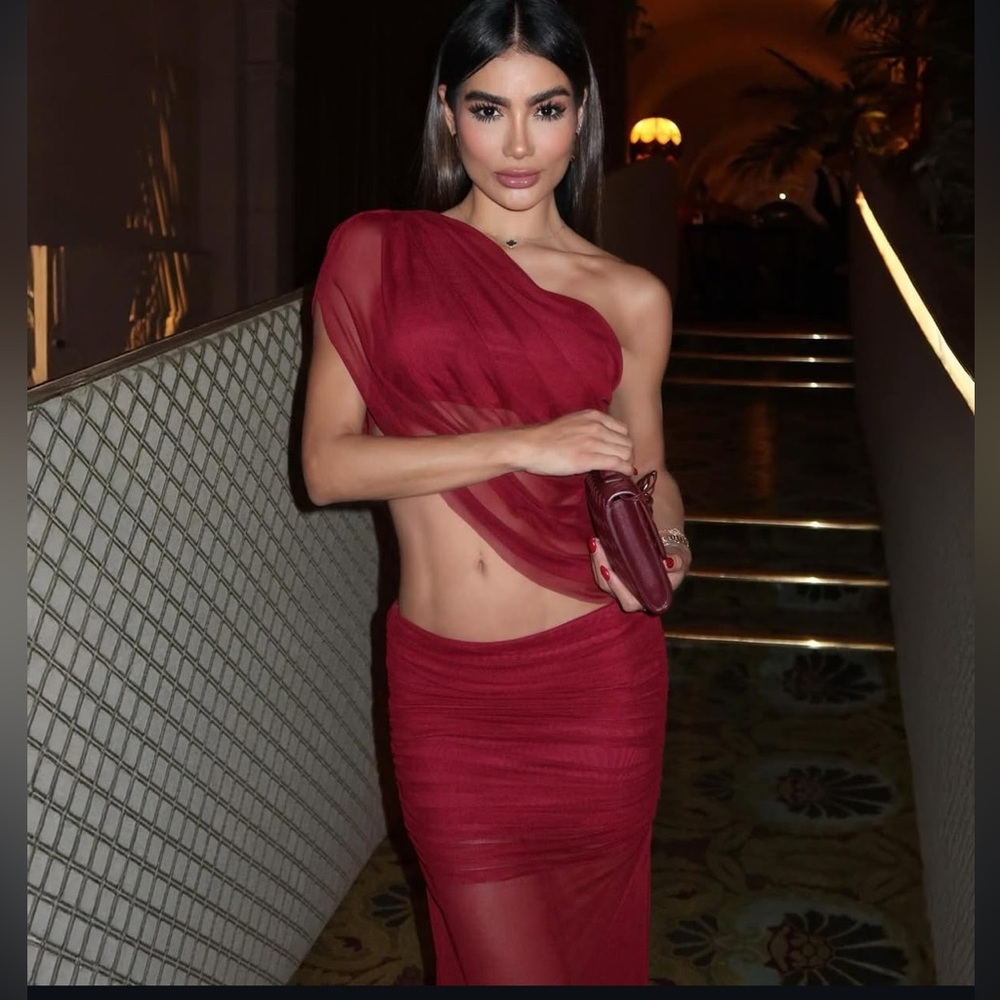 Elegant Burgundy One-Shoulder mesh lace  maxi Dress
